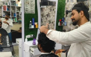 Pekerja India Rekam Keseharian Demi Latih Kecerdasan Buatan