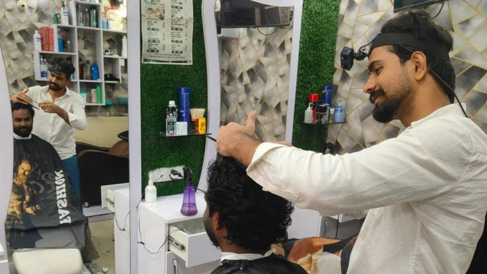 Pekerja India Rekam Keseharian Demi Latih Kecerdasan Buatan
