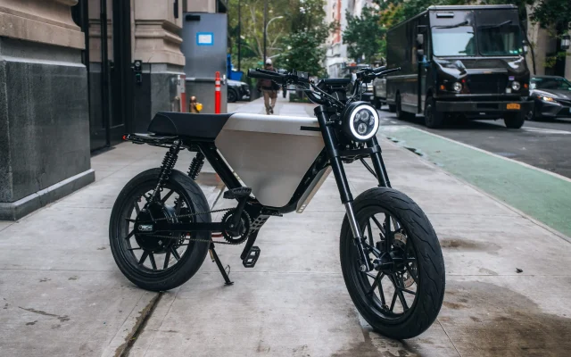 Menelusuri Kinerja dan Daya Tahan Onyx RCR 80V E-Bike