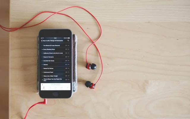 Deezer Segera Rilis Fitur Penyaring Lagu Kecerdasan Buatan