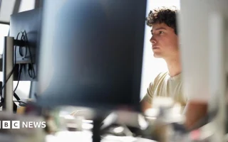 Pekerja IT Hadapi Krisis Keamanan Siber PHP Global