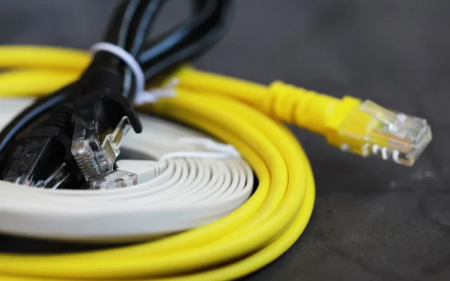 Mengapa Kabel Ethernet di Rumah Anda Mengandung Lilitan Kawat?
