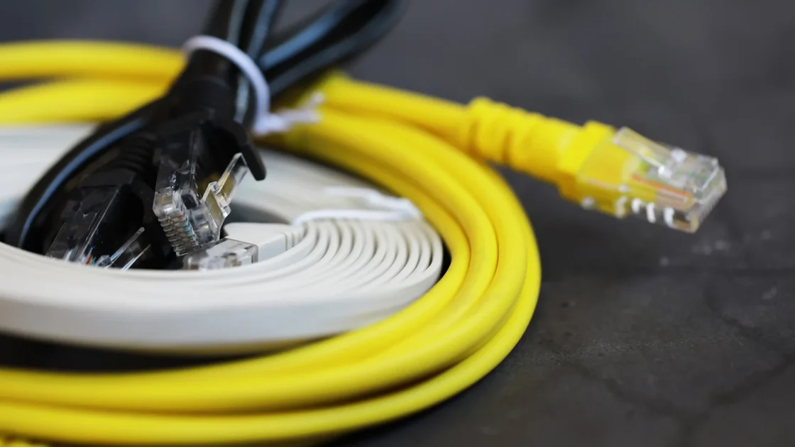 Cara Memasang Kabel Ethernet di Luar Ruangan