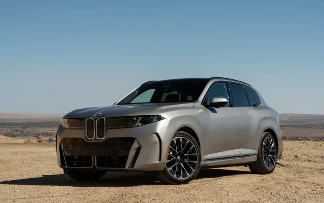 Jajal BMW iX5 2027: Jarak Tempuh Luar Biasa, Desain Debat
