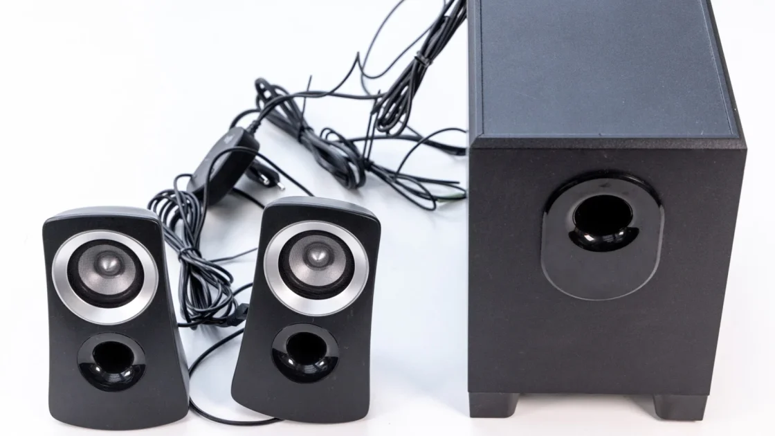 Cara Memanfaatkan Speaker Lama untuk TV Anda