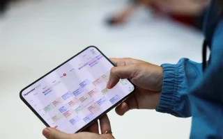 Pre-Order iPhone Duo Dibuka, Harga Mulai Rp45 Juta