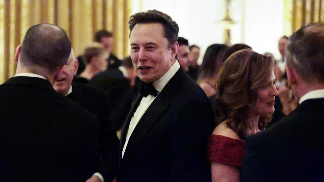 Elon Musk Utang Rp 724 Triliun Demi Borong Chip AI SpaceX
